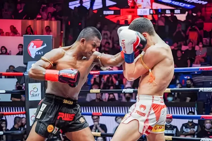 Ingresso para luta de Muay Thai <br>( Rajadamnern Stadium )